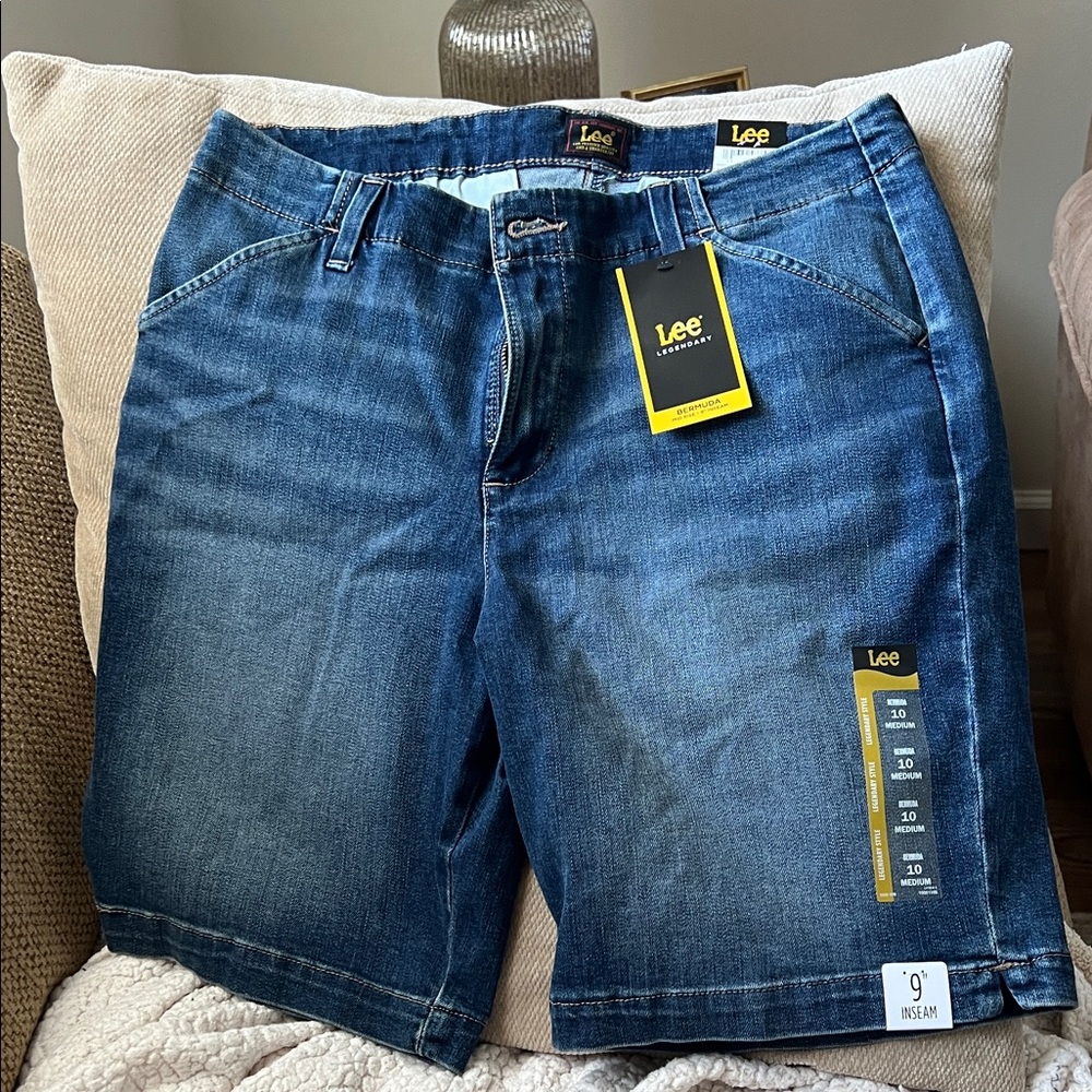 Lee women’s Classic Blue Jean Shorts
